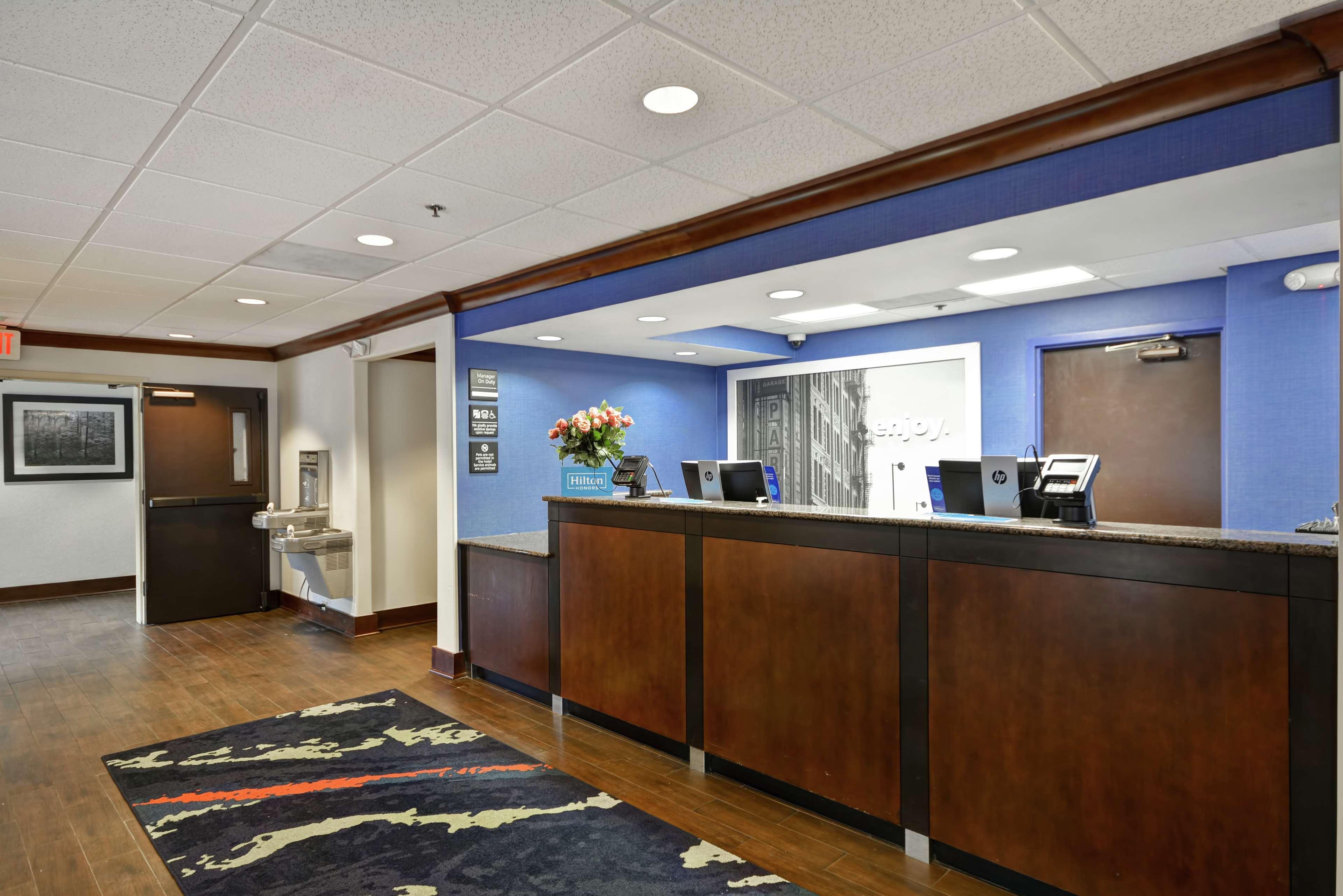 Hampton Inn Birmingham/Mountain Brook Exteriér fotografie
