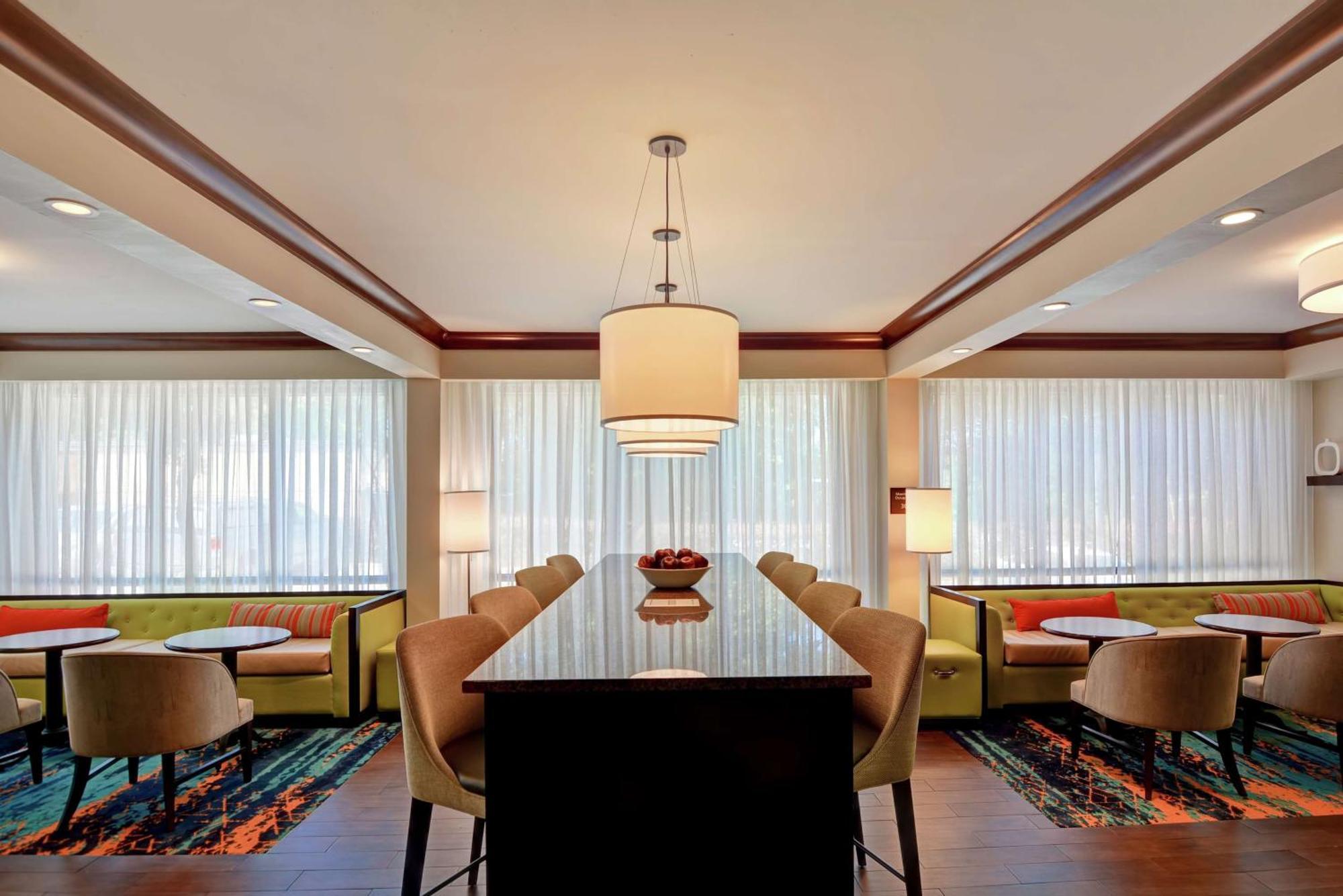 Hampton Inn Birmingham/Mountain Brook Exteriér fotografie