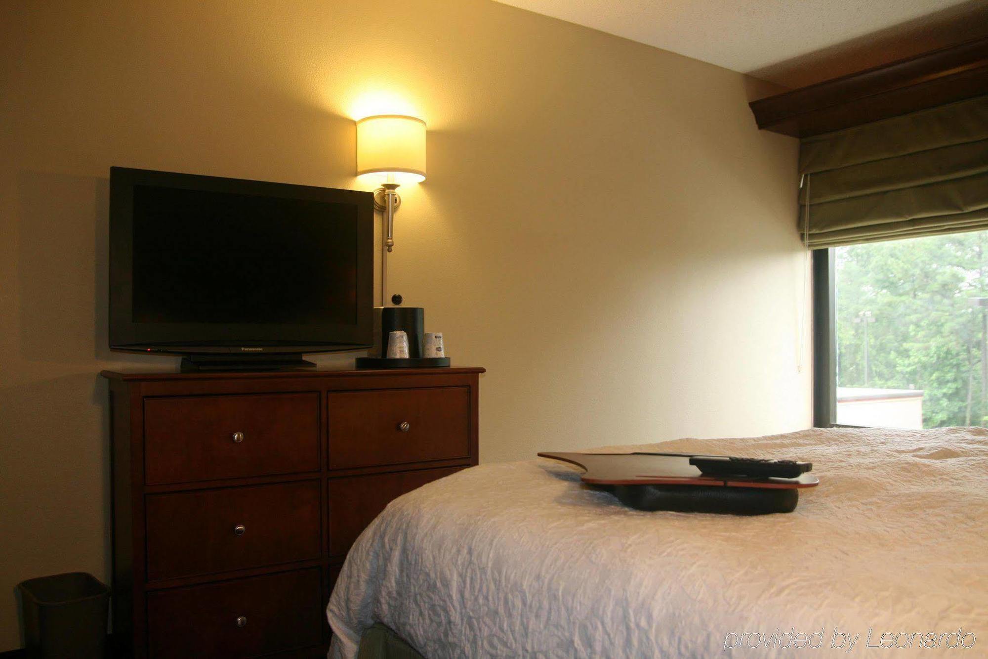 Hampton Inn Birmingham/Mountain Brook Pokoj fotografie